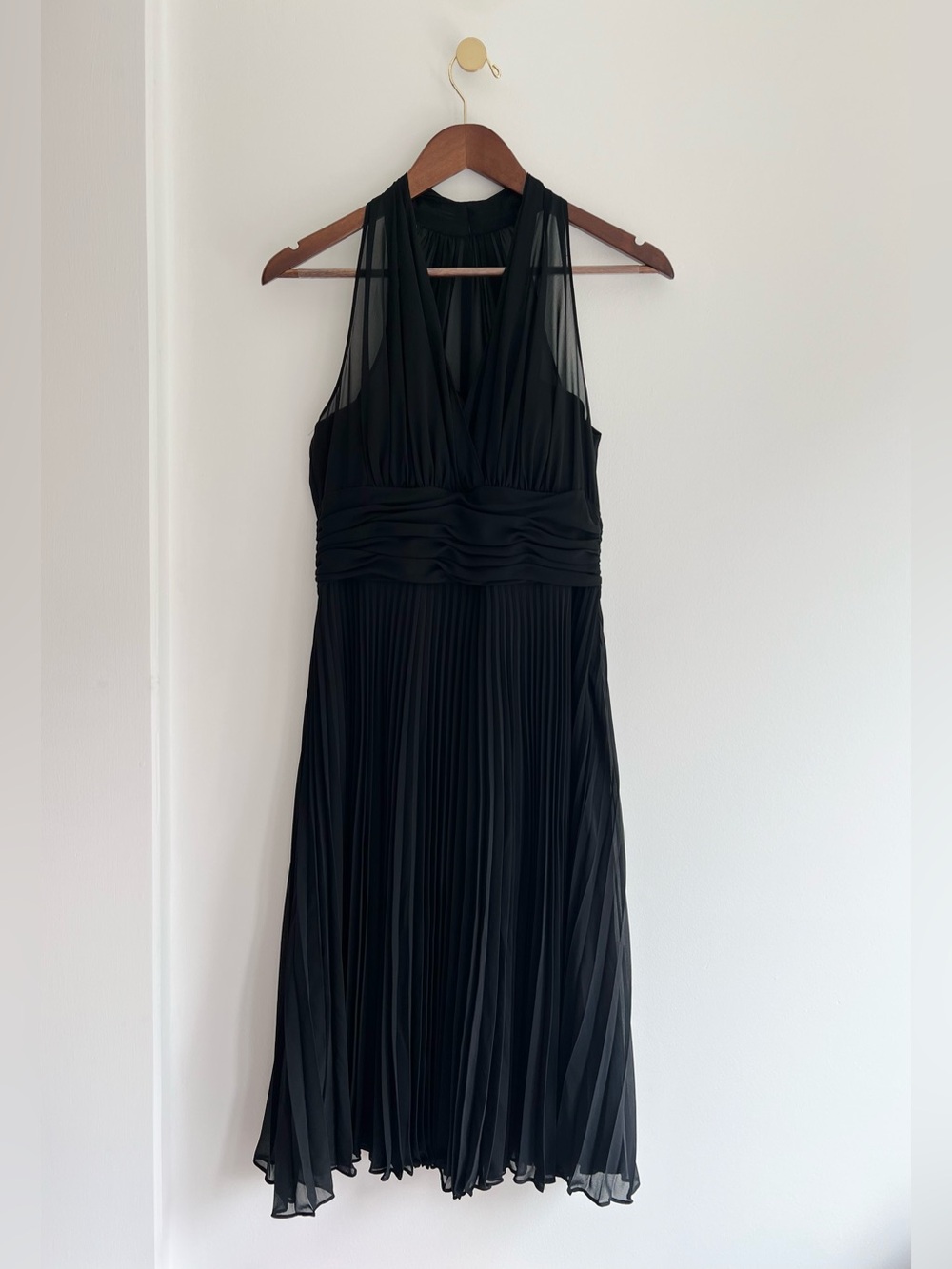 Evan Picone Black Chiffon Sleeveless Pleated Cocktail Dress | Women’s 6